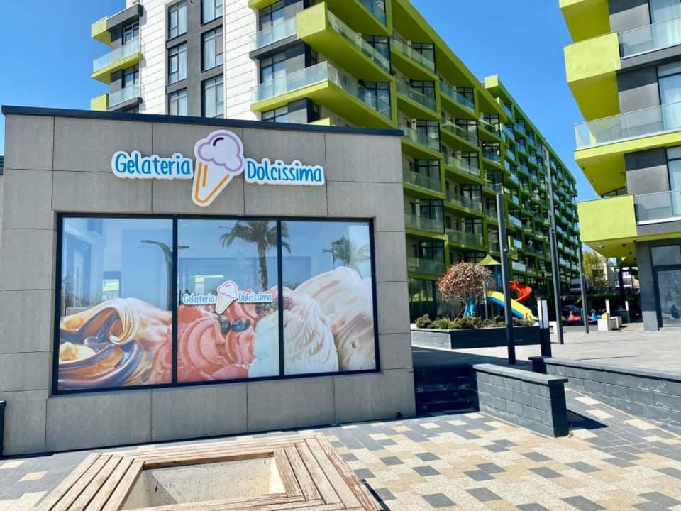 Ferienwohnung Luxury Kln By Alezzi Mamaia Nord Năvodari Exterior foto