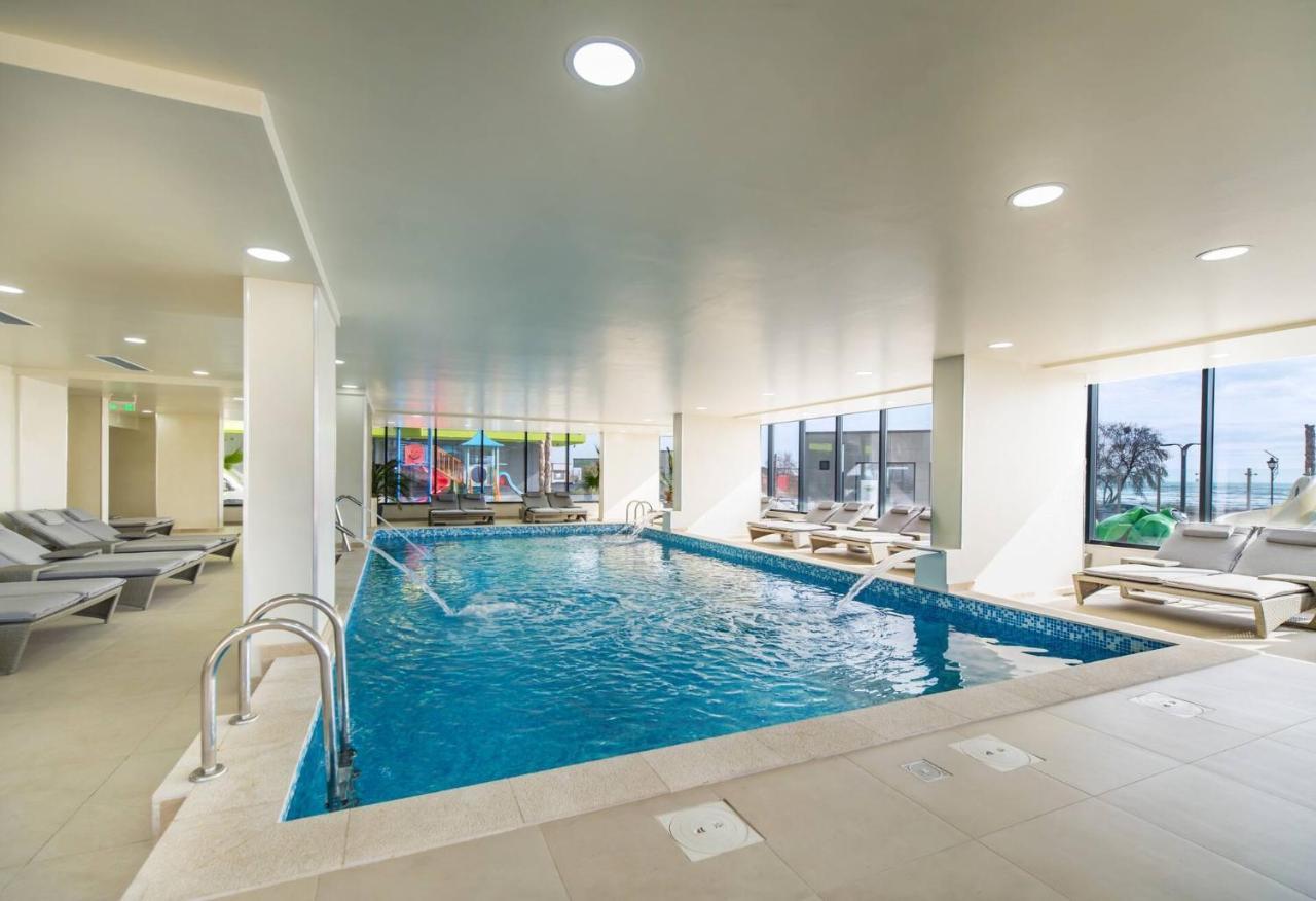 Ferienwohnung Luxury Kln By Alezzi Mamaia Nord Năvodari Exterior foto