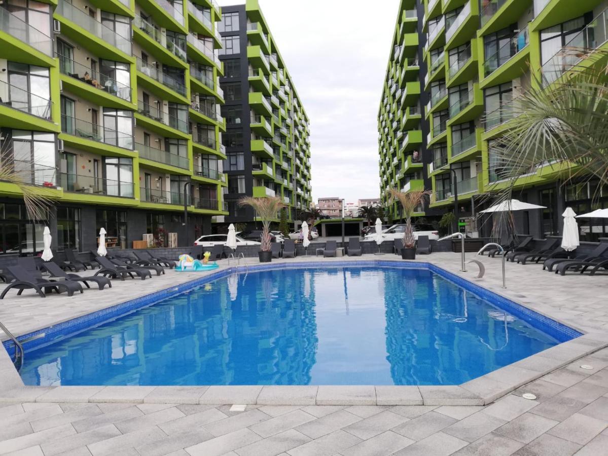 Ferienwohnung Luxury Kln By Alezzi Mamaia Nord Năvodari Exterior foto