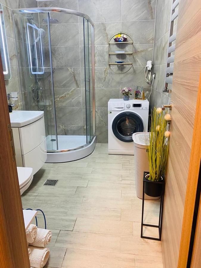 Ferienwohnung Luxury Kln By Alezzi Mamaia Nord Năvodari Exterior foto