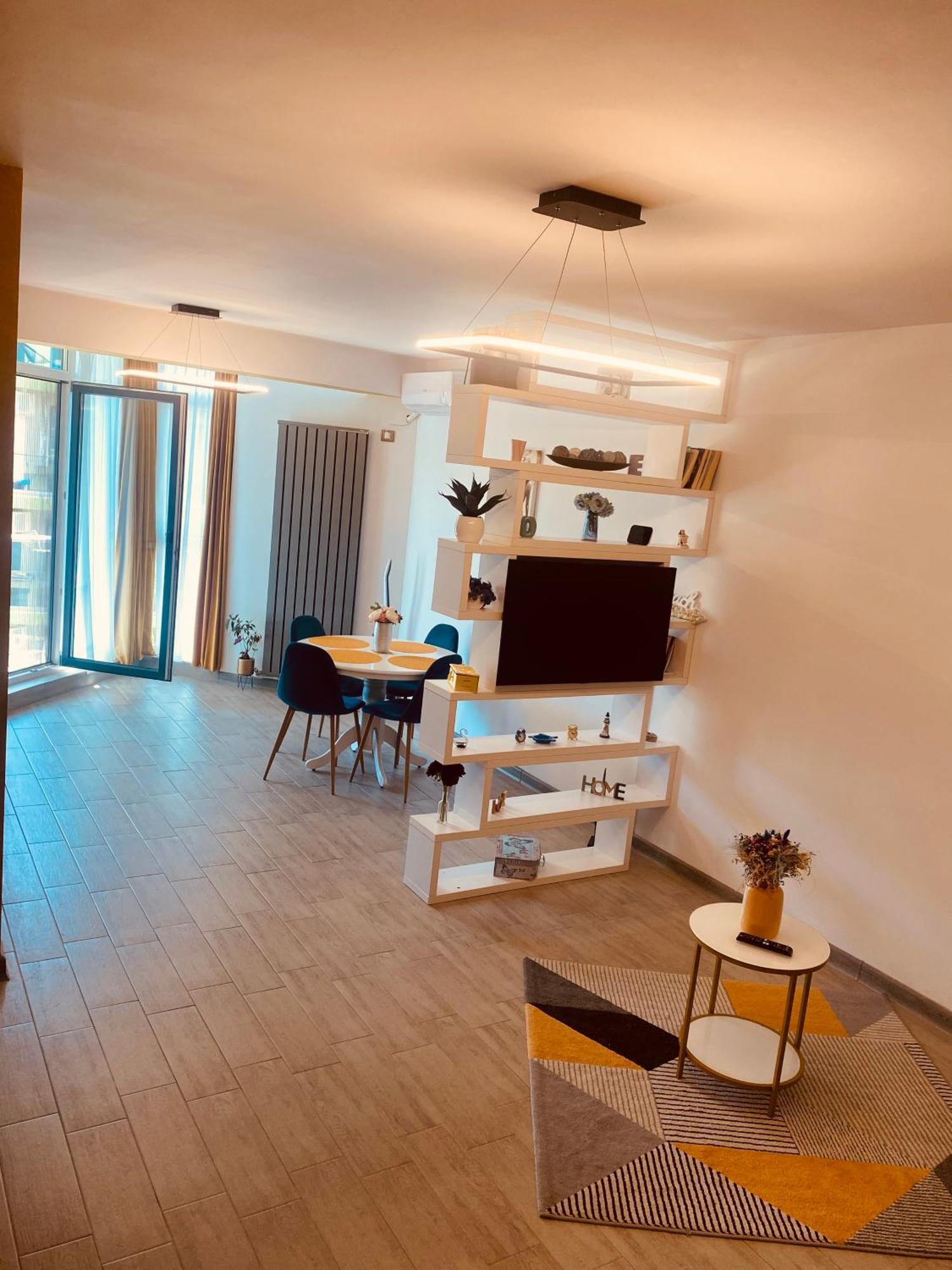 Ferienwohnung Luxury Kln By Alezzi Mamaia Nord Năvodari Exterior foto